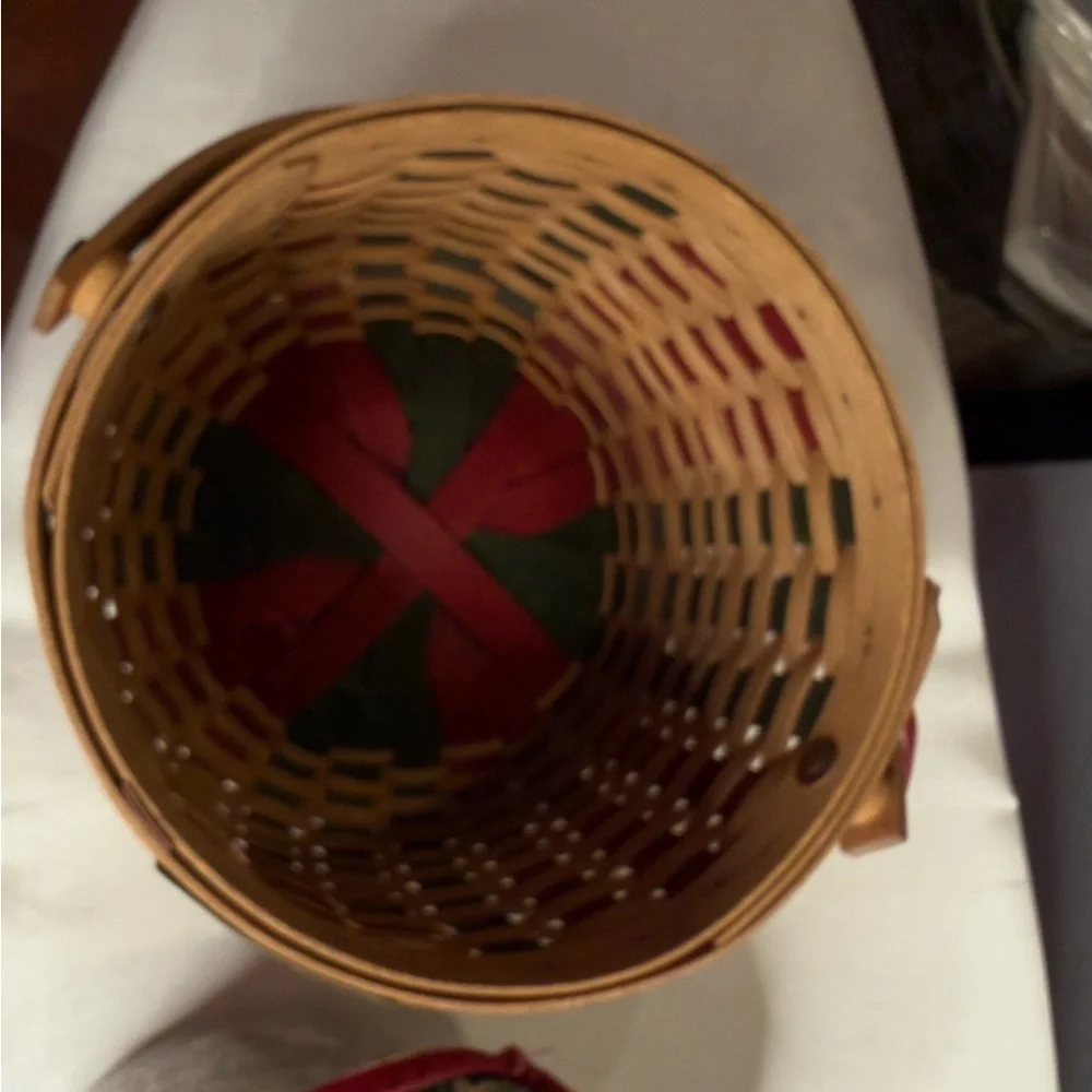 2003 Longaberger Red and Green Hand-Woven Basket w Liner & Bell Ornament